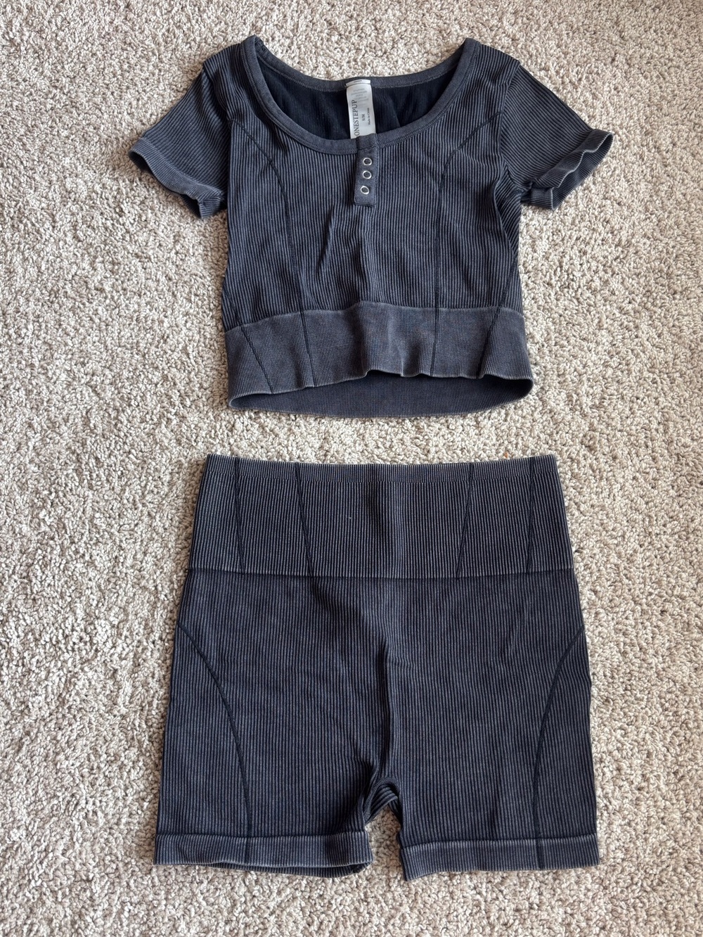 ONESTEPUP Ribbed Grey Washed Workout Set